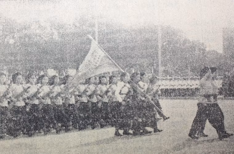 Khối nữ dân quân đại diện cho phụ nữ các dân tộc anh em trong đại gia đình các dân tộc Việt Nam.