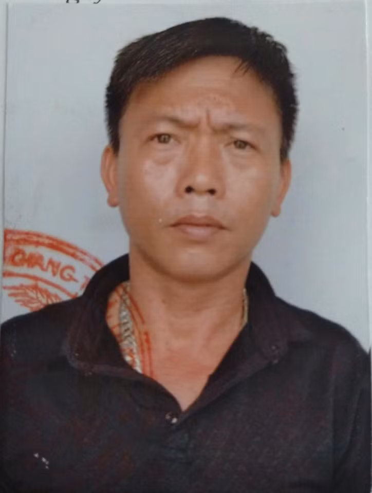 Mau thuan khi ru nu nhan vien quan hat di choi, thanh nien bi dam chet