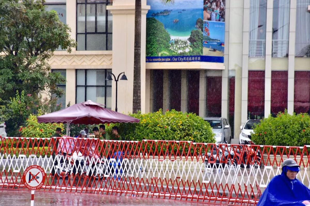 Ngày 28/7, Đại tá Lê Ngọc Châu – Giám đốc Công an TP Hải Phòng cho biết, lực lượng cảnh sát và Ban chuyên án đang thống kê, kiểm đếm tang vật, lấy lời khai những người liên quan phục vụ công tác điều tra.