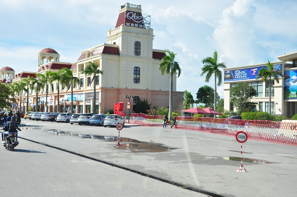 Từ ngày 27/9 đến nay khu đô thị này bị phong tỏa trong cảnh nội bất xuất, ngoại bất nhập.