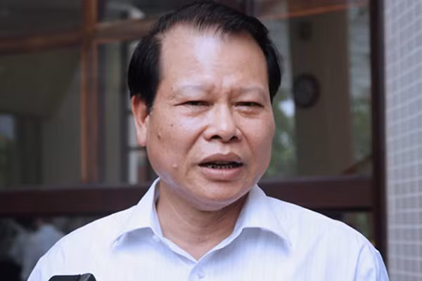 Diem ten nhung Uy vien Trung uong tung bi ky luat gay xon xao-Hinh-2