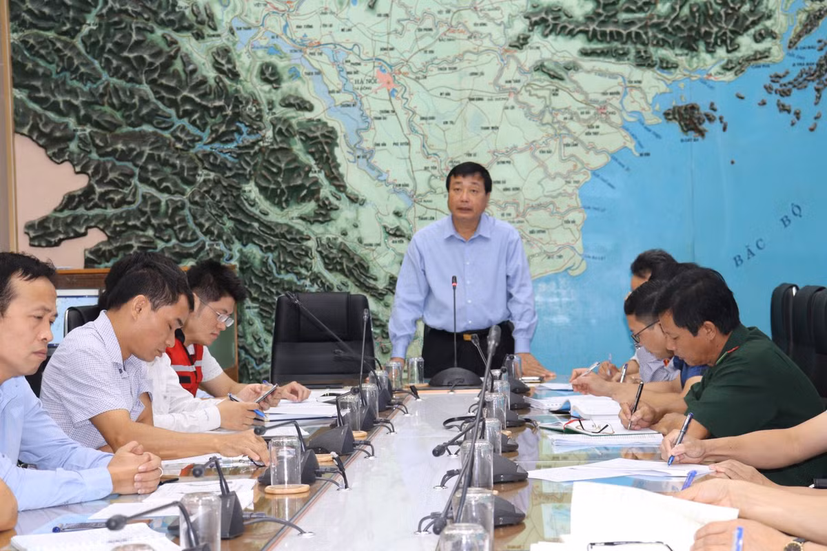 Ap thap nhiet doi manh len thanh bao Wipha, du kien vao Viet Nam-Hinh-3