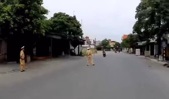 CSGT bi hat vang o Hai Phong: Dau hieu toi giet nguoi hay Co y gay thuong tich?-Hinh-2