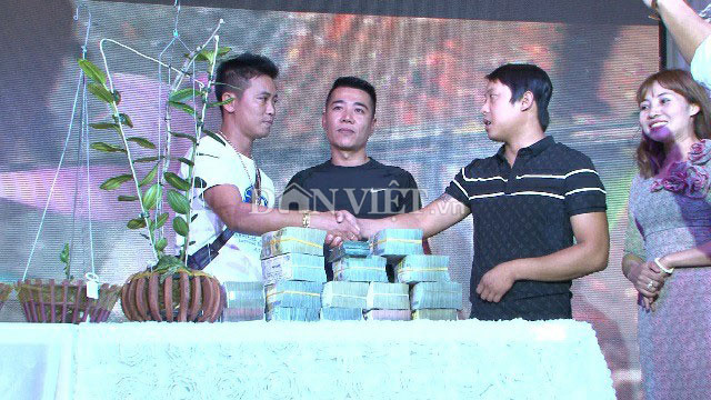 Ban chau lan khung 5 ty o Lam Dong phai nop thue bao nhieu%?