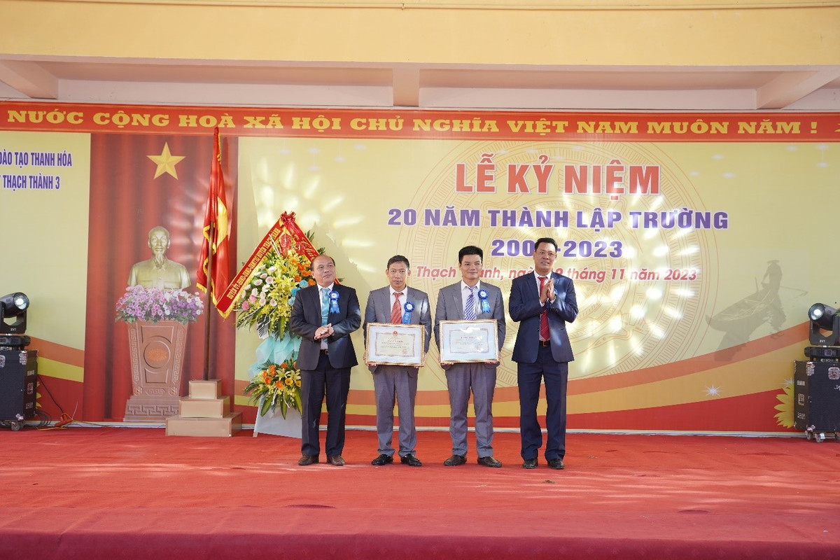 Thanh Hóa:Trường THPT Thạch Thành 3 kỷ niệm 20 năm thành lập - Hình 3 Thanh Hoa:Truong THPT Thach Thanh 3 ky niem 20 nam thanh lap-Hinh-3