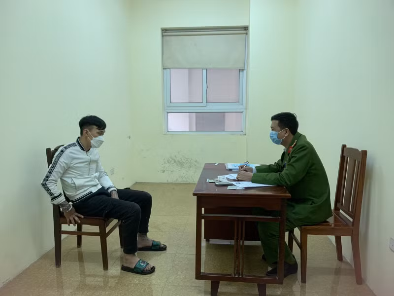 Sau này Nam "rồng" khai, khi biết bị cảnh sát vây bắt, gã đã định rút dao chống cự hoặc khống chế con tin nhằm thoát thân, nhưng chưa kịp hành động đã bị bắt. Là đối tượng cộm cán, có nhiều mối quan hệ xã hội phức tạp với hành vi phạm tội của mình Nam "Rồng" sẽ phải trả giá đắt trước pháp luật.