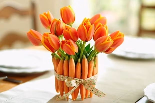 Một bình hoa cà rốt - tulip khác "tông xuyệt tông". Ảnh: diana212m.blogspot.com.