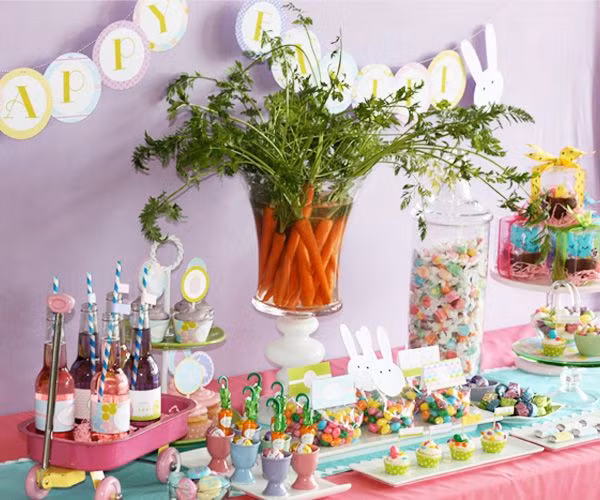 Một bình hoa cà rốt nguyên bản tuy đơn giản nhưng lạ mắt, trở thành điểm nhấn độc đáo cho từng góc ngôi nhà. Ảnh: diana212m.blogspot.com.