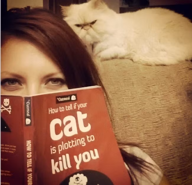 "Dám đọc những bí mật của chúng tôi sao?"