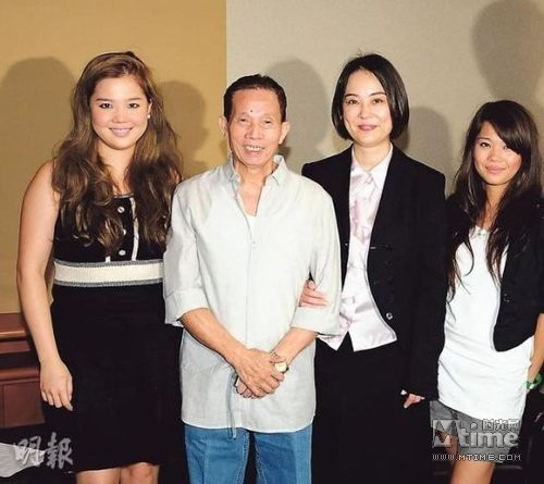 Chuyen tinh sao nu 14 tuoi voi truyen nhan Hoang Phi Hong-Hinh-8