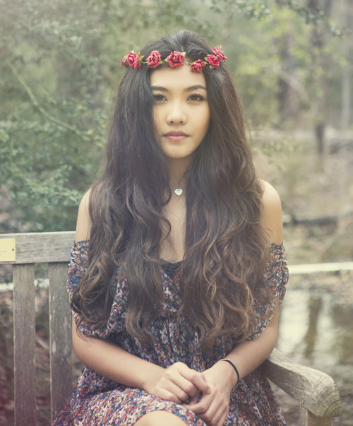 Đập tan quan niệm sai lầm chân dài não ngắn, gái xinh thì không tài năng. Trong năm 2015 vừa qua, rất nhiều những nữ du học sinh Việt Nam đã làm cộng đồng mạng "đã mắt" vì ngoại hình xinh đẹp, thành tích học tập đáng nể mà bao người phải thèm muốn. Nữ du học sinh xinh đẹp được cư dân mạng yêu quý nhất trong năm qua đó là cô gái 9X Vũ Nam Phương.