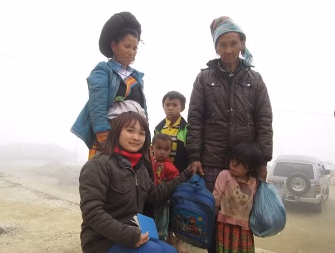 Dan mang keu goi giup do cu ba dung chi khau got chan-Hinh-2