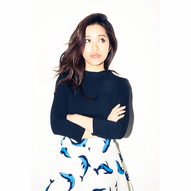 Đến năm 2012, Michelle Phan đã sở hữu tài khoản Youtube có đến hơn 7 triệu người theo dõi – một con số khổng lồ. Với các clip ăn khách được kết hợp bởi các yếu tố đa dạng, cách thực hiện thông minh của mình… cô gái 8X nhận tiền đều đặn từ Youtube và có thu nhập rất ấn tượng. Ở tuổi 26, Michelle Phan đã có mức thu nhập lên đến hàng triệu USD mỗi năm.