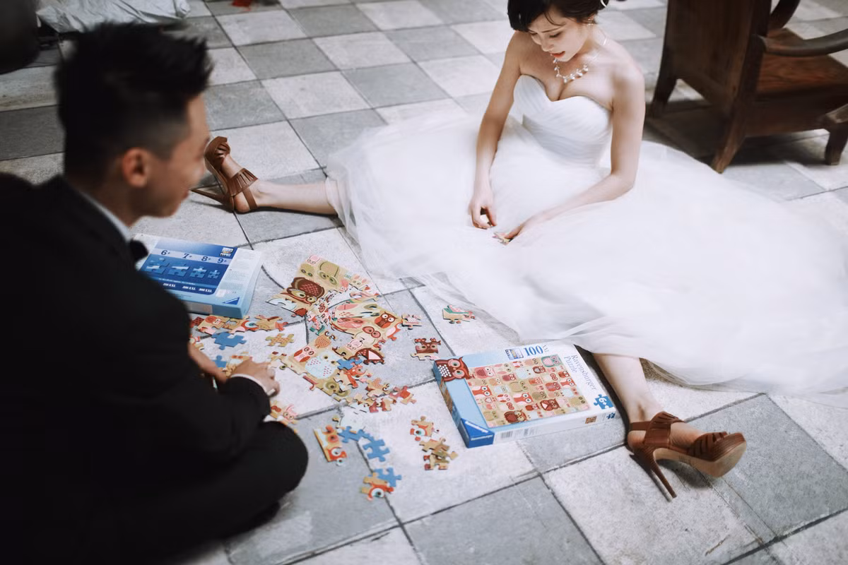 “Tình yêu vốn dĩ là điều đến tự nhiên, chính vì vậy mà tôi luôn muốn truyền tải được điều này trong ảnh cưới của các cặp đôi”.