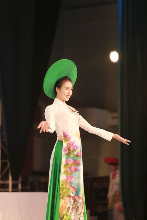 Mặc dù được gia đình, bạn bè, đồng nghiệp ủng hộ, tạo điều kiện cho việc đi thi hoa hậu rất nhiệt tình nhưng lo ngại việc phải đi xa, kinh tế phục vụ quá trình đi thi và do chưa cảm thấy mình “đủ duyên” nên dù đã nộp hồ sơ nhưng Trần Thị Tâm hiện vẫn đang rất do dự.