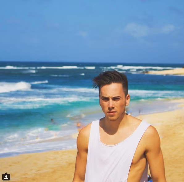 Ngoài ra, chàng công tử Max Key còn là một ngôi sao trên mạng xã hội Instagram với số lượng khoảng 40 nghìn người theo dõi. Dân mạng luôn trầm trồ và thắc mắc tại sao Max Key lại có quá nhiều bức ảnh đẹp, "sang chảnh" để khoe trên trang cá nhân đến vậy.