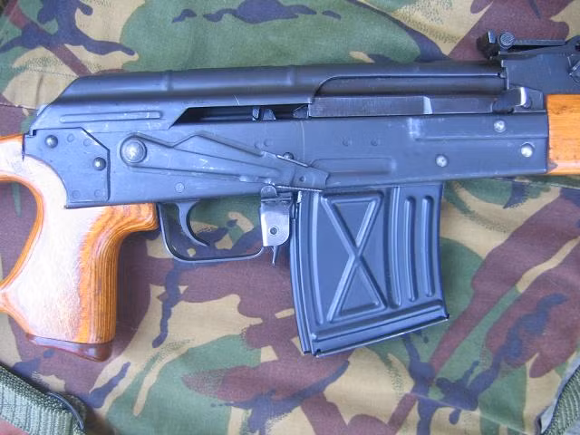 Sung ban tia PSL: Vuot qua cai bong sat thu Dragunov SVD-Hinh-5