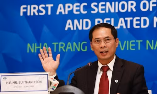Dien dan APEC du gap song lon nhung se di dung huong