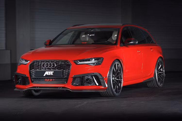 Ở dạng nguyên bản, động cơ V8 4.0l tăng áp kép của RS6 Avant có công suất tối đa 596 mã lực và mô-men xoắn cực đại 750 Nm. Tuy nhiên sau khi được ABT chạy lại ECU, thay ống xả và thực hiện một số cải tiến khác, động cơ này đã đạt tới 695 mã lực/880 Nm trên bản độ RS6+.