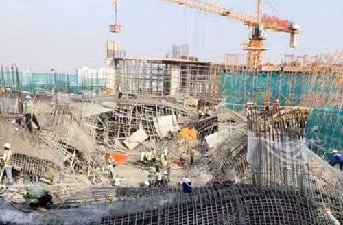 Bi tam dung thi cong do lam au, nha thau An Phong nghi Tet som-Hinh-2