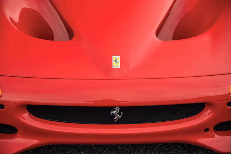 Vào tháng 3 tới tại đảo Amelia ở Florida, Mỹ, nhà RM Sotheby's sẽ tổ chức một buổi đấu giá lớn, trong đó chiếc F50 của Mike Tyson là một trong những mẫu xe cực độc được đưa lên sàn. Theo RM Sotheby's, nhiều khả năng chiếc xe sẽ "chốt giá" 2,3 triệu USD với mức chênh lệch chỉ khoảng 100.000 USD (tương đương 52,4 tỷ đồng).