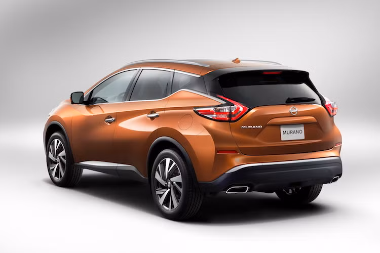 Tại thị trường Mỹ, Murano 2017.5 sẽ được bán với giá khởi điểm cho phiên bản S dẫn động cầu trước thấp nhất là 29.770 USD (tương đương 674 triệu đồng và đạt tối đa 41.210 USD cho phiên bản cao nhất (tương đương 935 triệu đồng). Gói trang bị Midnight Edition có giá 1195 USD (tương đương 27 triệu đồng).