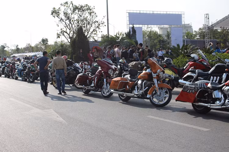 Là một lễ hội dành cho môtô tập trung vào các dân chơi Harley-Davidson, Day of H.O.G cũng hội tụ nhiều chiếc Harley CVO phiên bản hiếm hoặc được độ lại bởi người chơi xe.