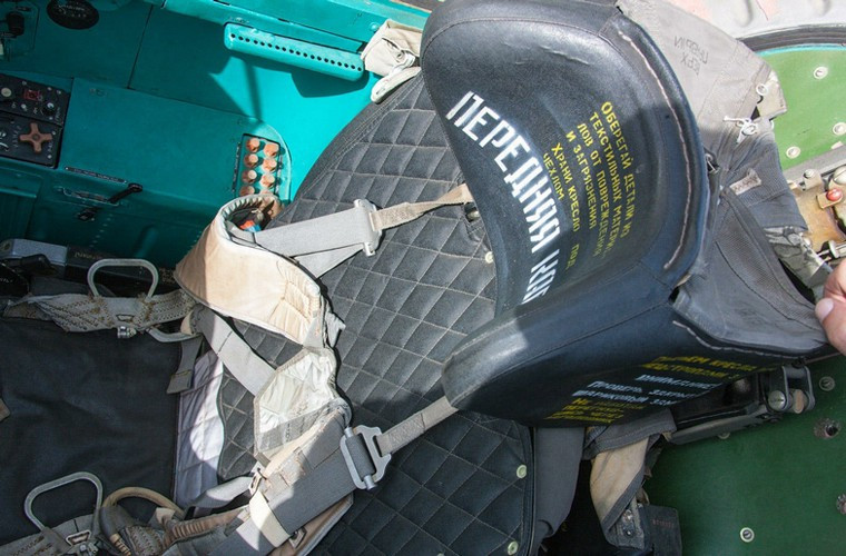 Ghế ngồi của phi công học viên.