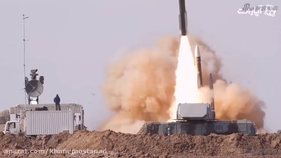 Với tầm bắn 40-50km, Talaash và Raad được phân loại vào lớp tên lửa đất đối không tầm trung. Nguồn ảnh: aparat