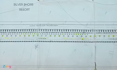 Hàng trăm lô đất (đánh dấu vàng) ven biển đã được các cá nhân đứng tên sở hữu nhưng nhà chức trách nghi ngờ đứng sau là các ông chủ người Trung Quốc. Ảnh: Đ.Nguyên.