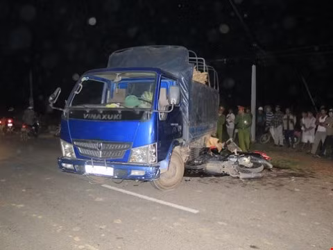 Nhung vu tai nan giao thong tham khoc tuan qua (6/12 - 12/12/2015)-Hinh-11