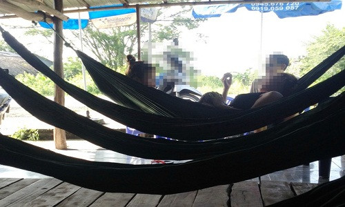 Ca phe vong “toi ben” vung giap ranh mien Tay