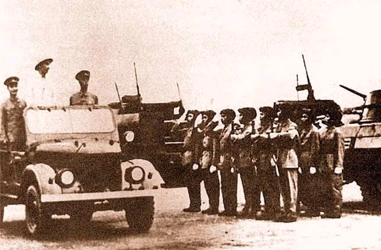 Xe thiet giap My it tieng trong QDND Viet Nam