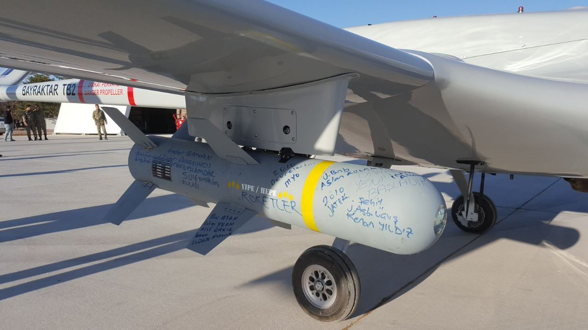 Các chuyên gia phân loại MAM-L là tên lửa cỡ nhỏ có độ chính xác cao. Trước đây, nhà phát triển từng bị chỉ trích mạnh mẽ vì vũ khí trên được cho là không đủ sức mạnh.