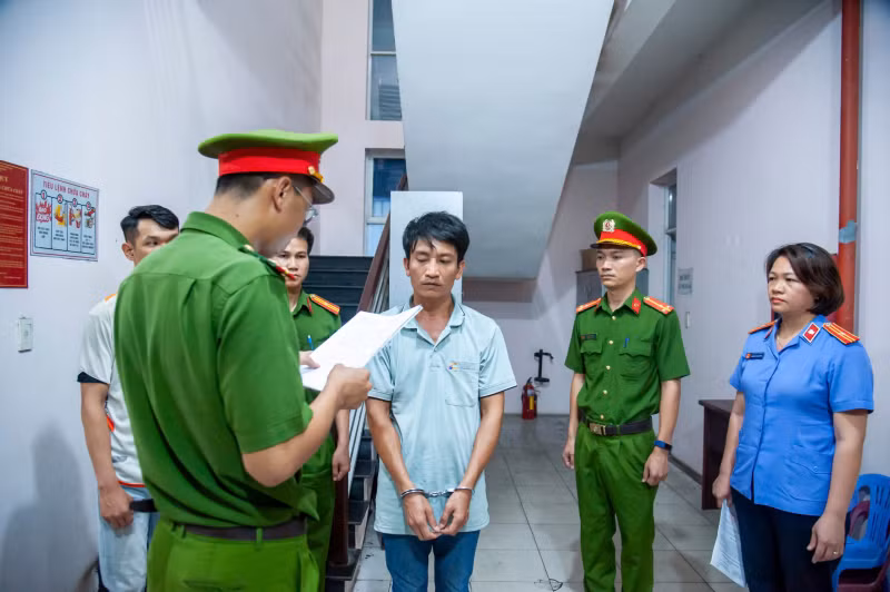 Khoi to tai xe gay tai nan lam 2 nguoi tu vong