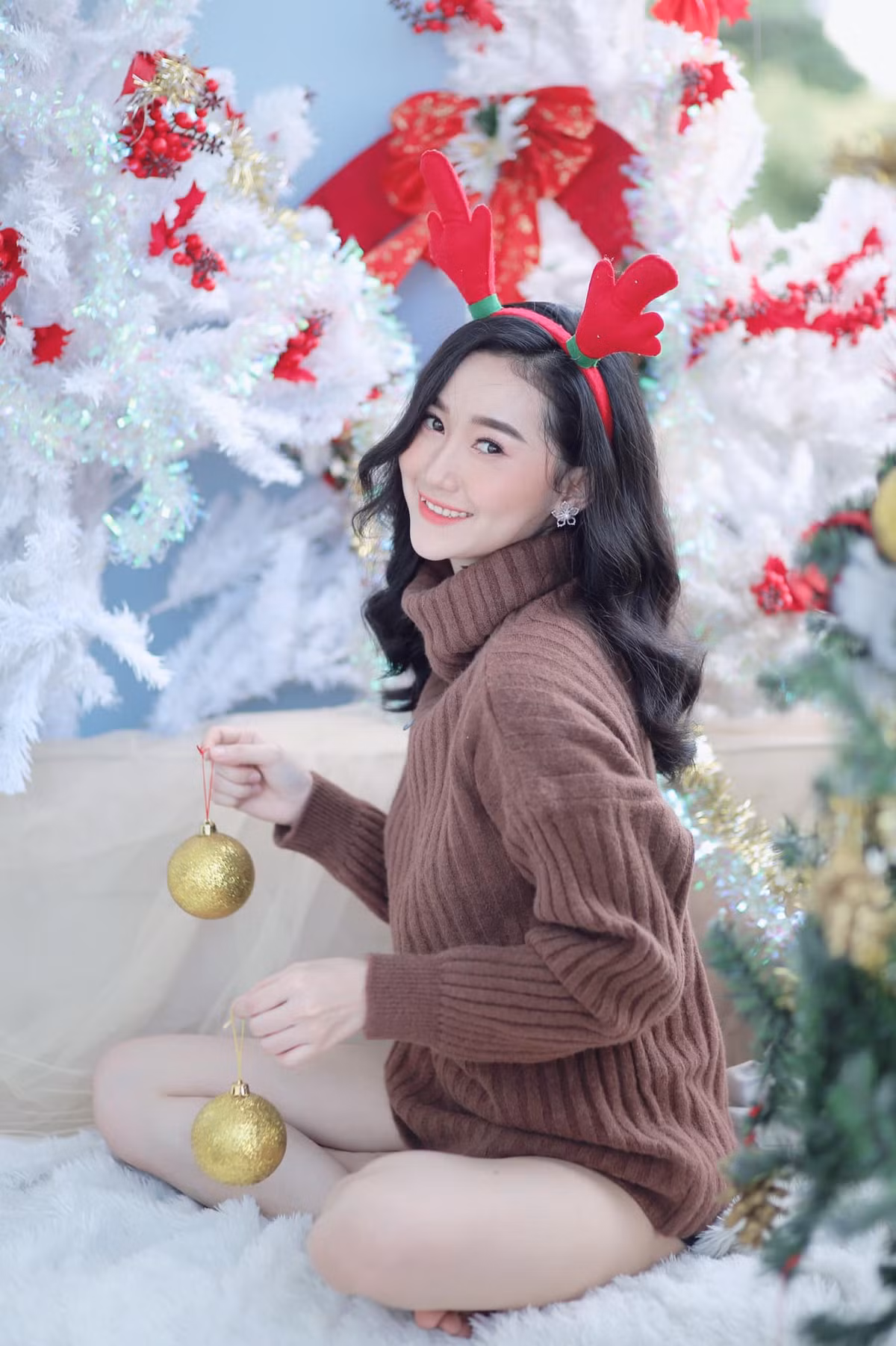 Huỳnh Như được mai mối cho một chàng trai 31 tuổi tên Thái Quý, hiện kinh doanh tự do. Cả hai đã bấm nút hẹn hò sau thời gian ngắn ngủi tìm hiểu nhau trên chương trình.