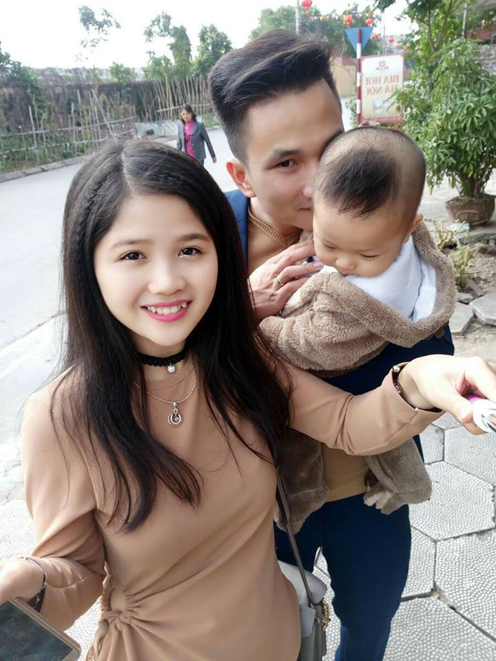 Tuy vậy, không lâu sau khi nổi tiếng trên mạng, hot girl người Thanh Hoá lại khiến bao chàng trai phải tiếc nuối khi quyết định lên xe hoa và về quê chồng ở Hưng Yên để lập nghiệp.