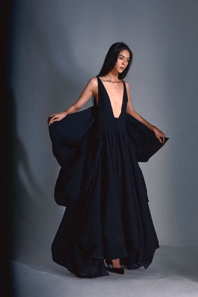 Mộng Thường nhanh chóng được dân mạng chú ý, đặc biệt là cộng đồng LGBT bởi vẻ ngoài cuốn hút, gương mặt tạo thiện cảm và giọng nói vô cùng ngọt ngào.