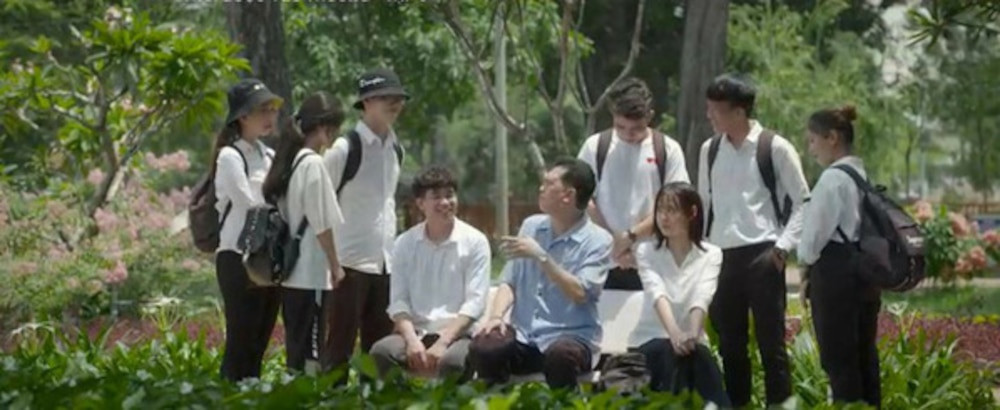 Ngoài bị "ném đá" vì vai diễn mờ nhạt thì Trần Thanh Tâm còn bị soi nhan sắc không hề long lanh như những tấm ảnh mà cô từng chia sẻ trên mạng xã hội.