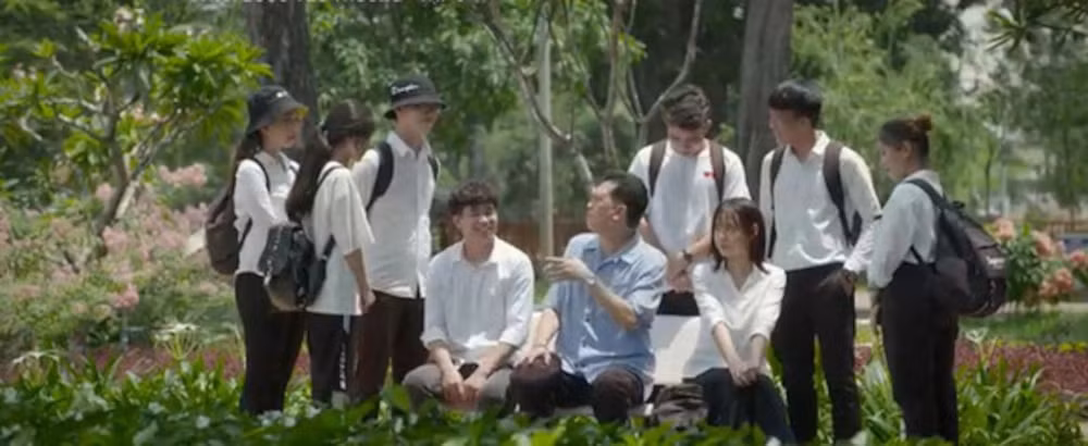 Ngoài bị "ném đá" vì vai diễn mờ nhạt thì Trần Thanh Tâm còn bị soi nhan sắc không hề long lanh như những tấm ảnh mà cô từng chia sẻ trên mạng xã hội.