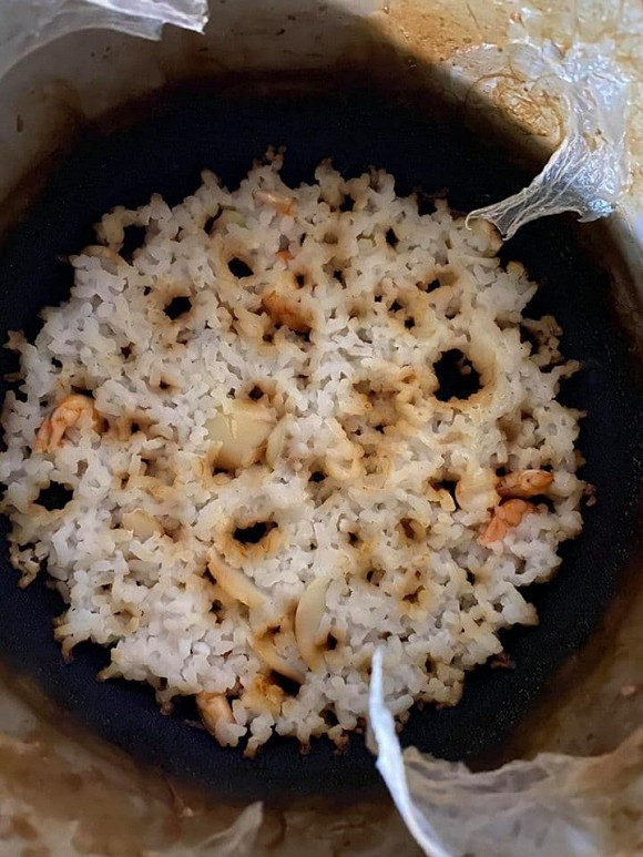 Cơm cháy Ninh Bình chắc cũng chỉ đến thế này.