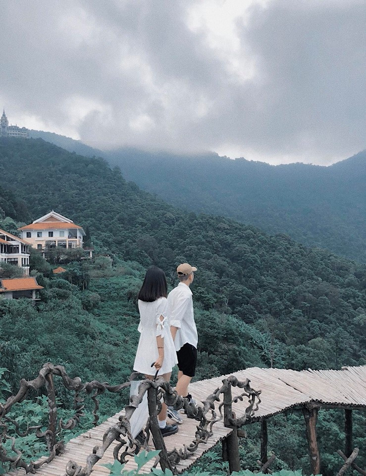 Nếu ở Hà Nội thời tiết chỉ se lạnh thì trên Tam Đảo lại cho bạn tận hưởng cảm giác mùa đông đích thực. Ảnh: Tổng hợp Internet