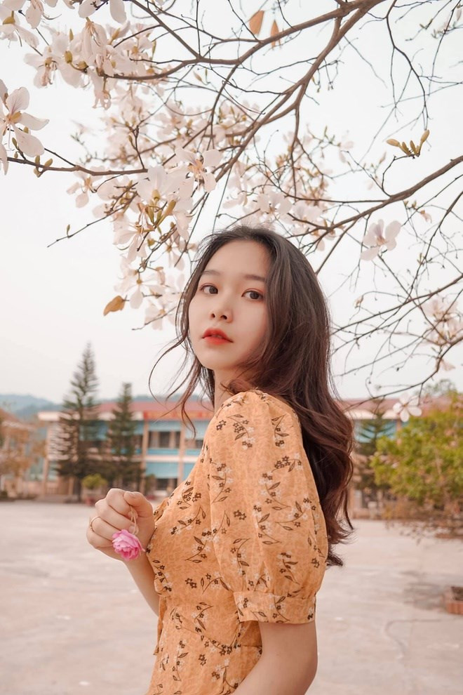 Linh cho biết những ngày này, cô đang chờ quyết định chính thức để nhận nhiệm vụ, công tác.