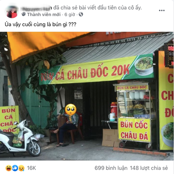 Không chỉ chứng kiến những pha ghi sai chính tả hay "Việt hoá" tên hàng, nhiều chủ hàng còn có cách sáng tạo biển quảng cáo một cách khó hiểu.