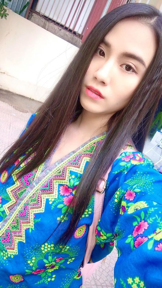 Tên tuổi Linh Miu gắn liền với nhiều scandal về phát ngôn, cách ăn mặc và thời điểm chia tay với bạn trai Hữu Công.