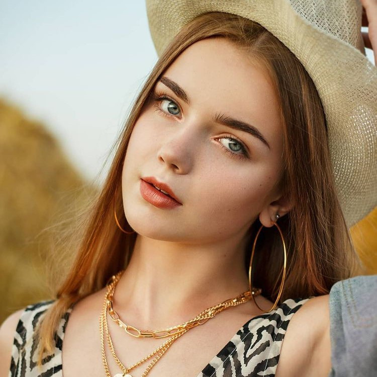 Cô bé hiện đang sở hữu trang cá nhân có triệu lượt theo dõi, không thua kém bất kỳ nghệ sĩ đình đám nào.