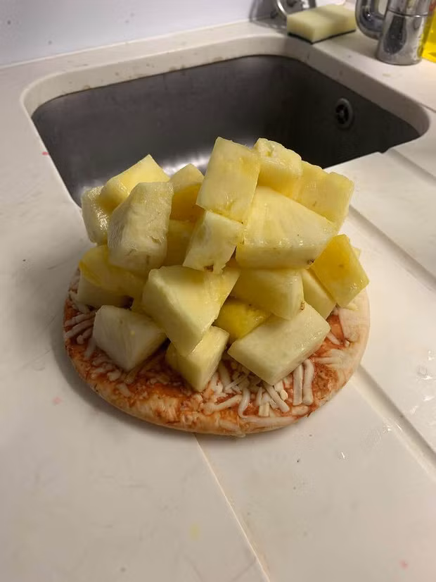 Chỉ là thích pizza nhiều dứa thôi mà.