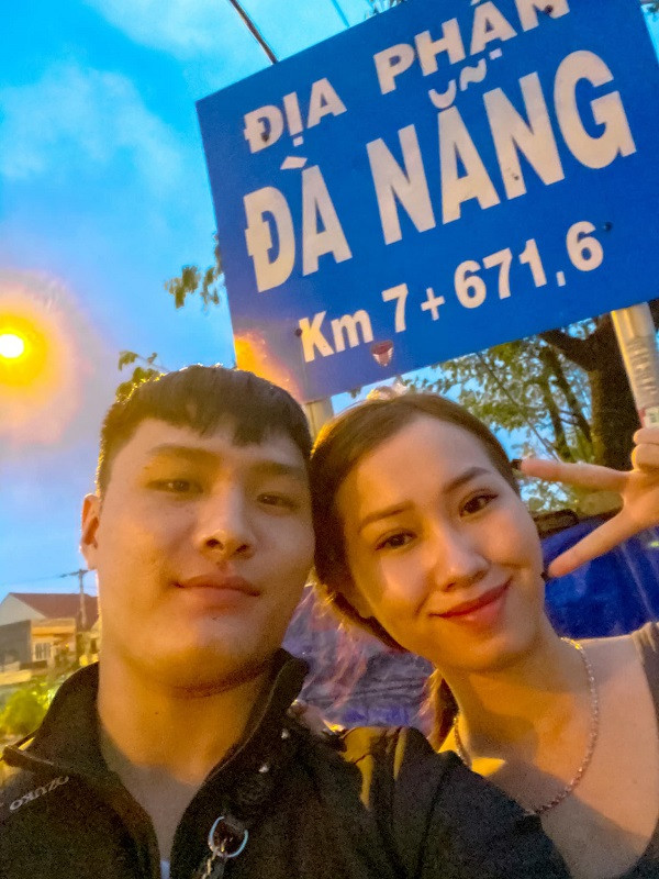 Năm 2018, hai bạn cùng nhau bỏ tiền tiết kiệm trong 6 tháng để thực hiện chuyến đi này. Sau đó, cả hai lên kế hoạch nhưng vì dịch bệnh phải điều chỉnh thời gian thực hiện.