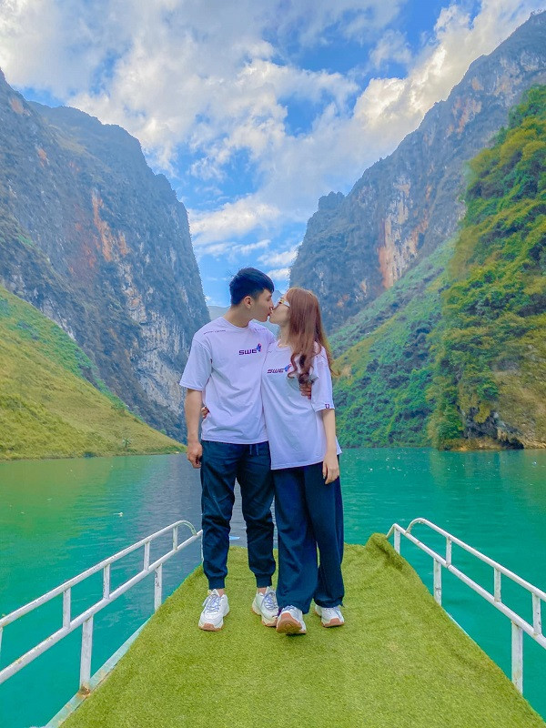 Sau 6 năm bên nhau, hiện cả hai cũng đã tính đến chuyện về chung một nhà trong tương lai gần.