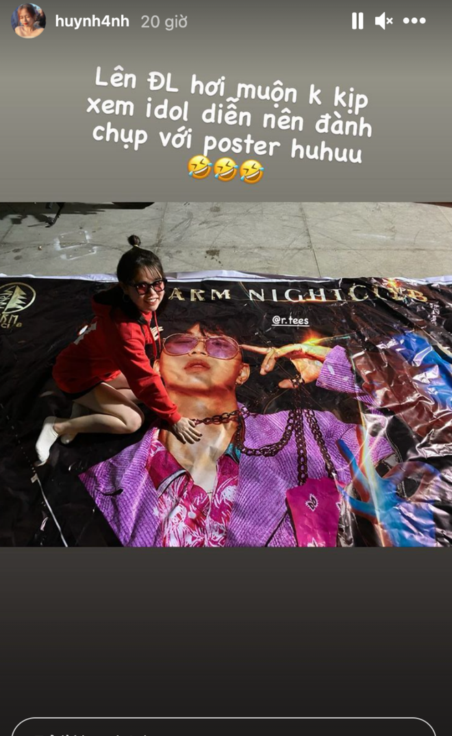 Bạn gái cũ Quang Hải trước đó cũng đăng tải hình ảnh đi du lịch Đà Lạt. Một loạt động thái này sau khi được đăng tải đã khiến nhiều người cho rằng cô đang rất ổn sau một loạt biến cố xảy ra vừa qua.